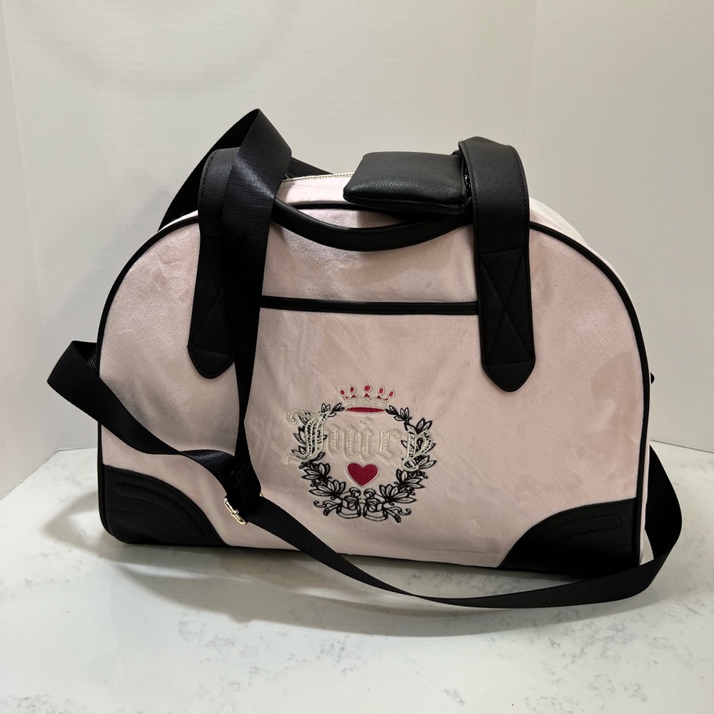 Juicy Couture Soft Pink and Black Travel Bag - Picture 4 of 10